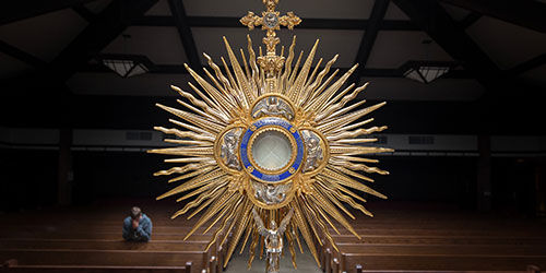 dpc_sac_communion.jpg